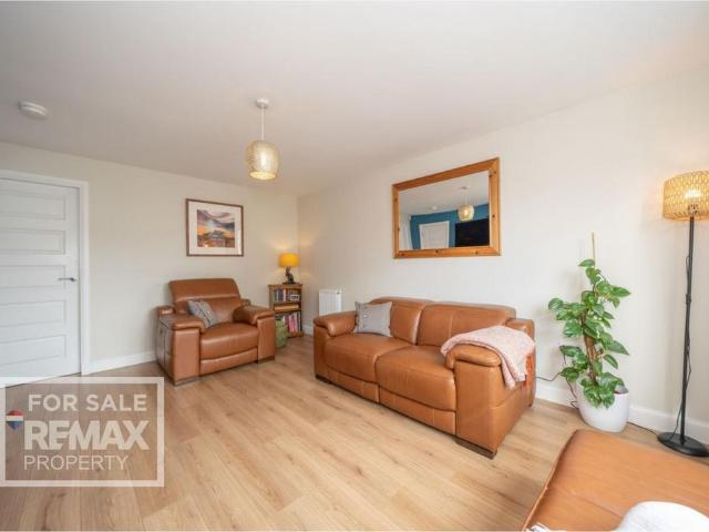 House for sale in Livingston Village, Dedridge