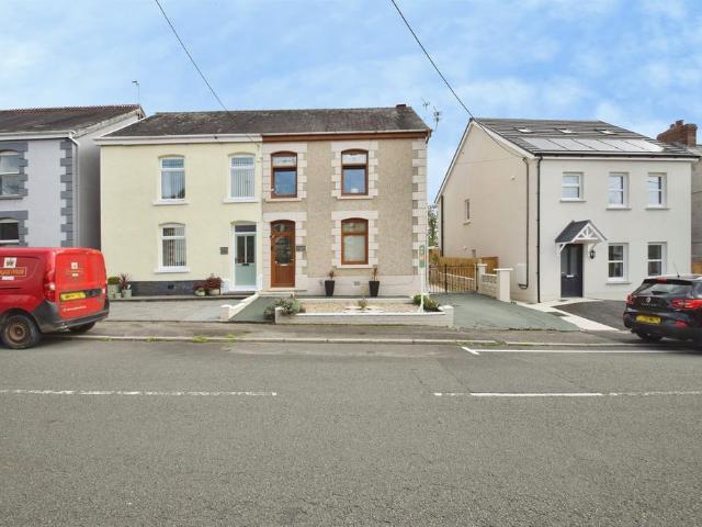 House for sale in Twynmynydd, Glanamman