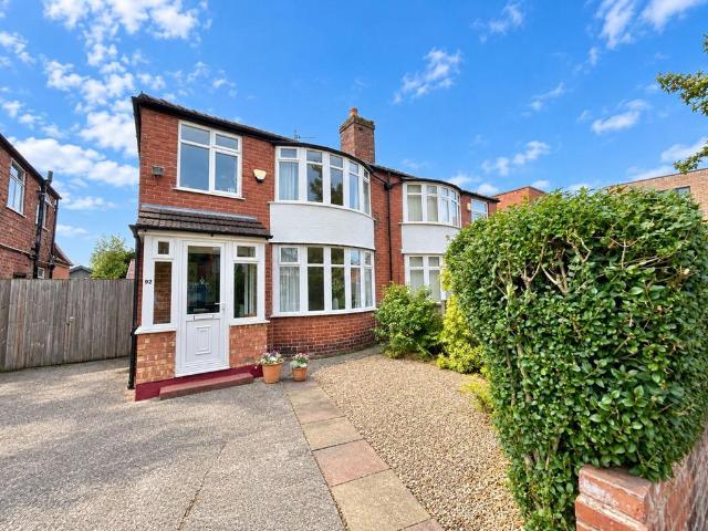House for sale in Parrs Wood, Manchester