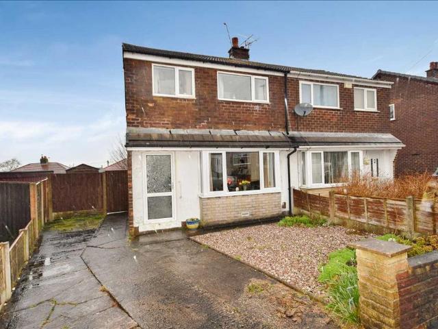 House for sale in Andertons Mill, Lancashire