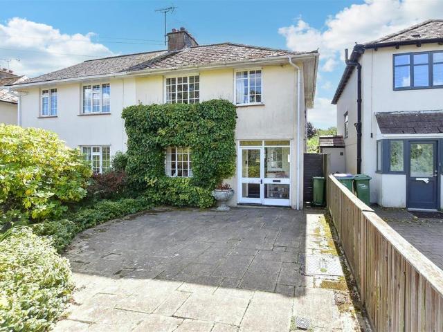 House for sale in Folkestone, Kent