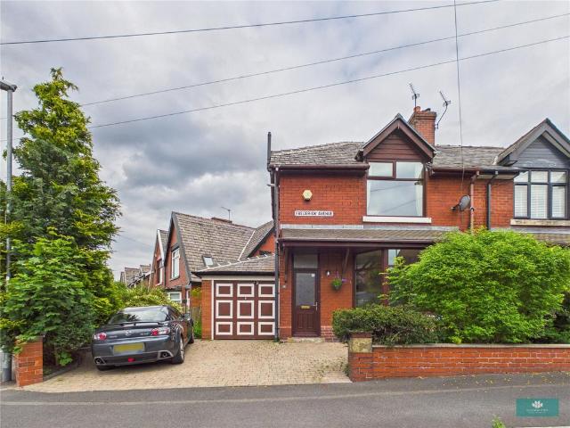 House for sale in Shaw and Crompton, Pendock