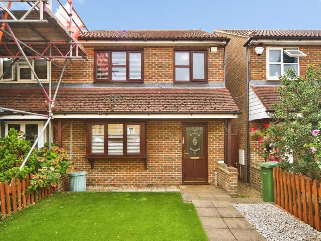 House for sale in Collier Row, Greater London