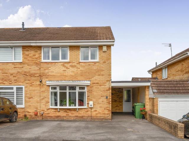 House for sale in Oldland, South Gloucestershire