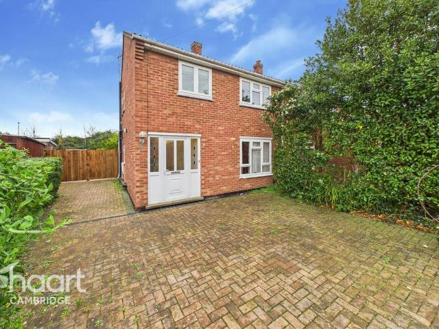 House for sale in Barnwell, Arbury