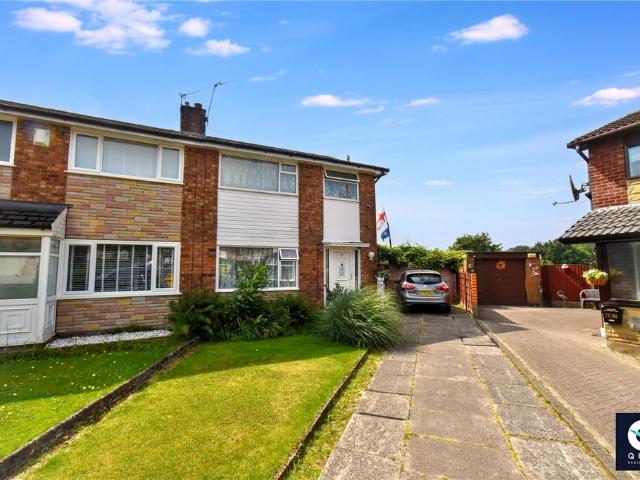 House for sale in Lee Bank, Greater Manchester