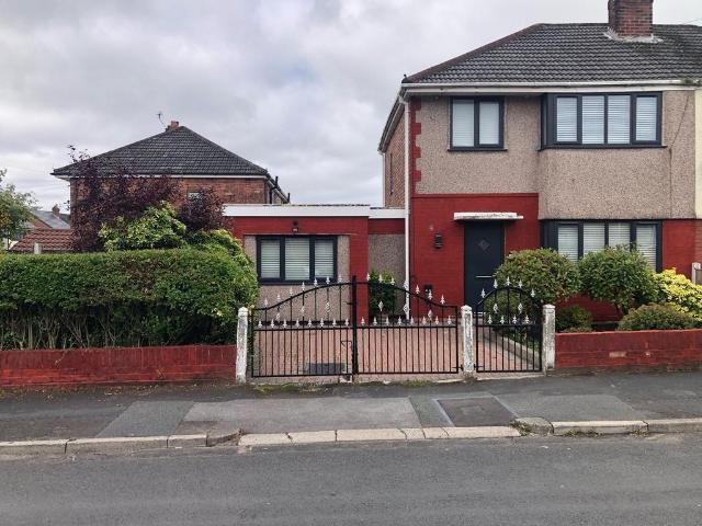 House for sale in Waddicar, Sefton