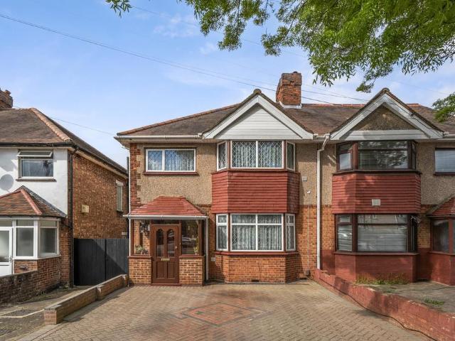 House for sale in London Borough of Ealing, Greater London