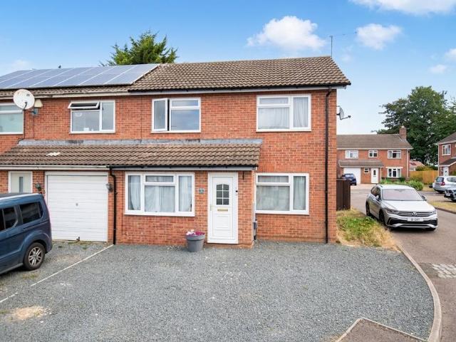 House for sale in Hatton Park, Wellingborough