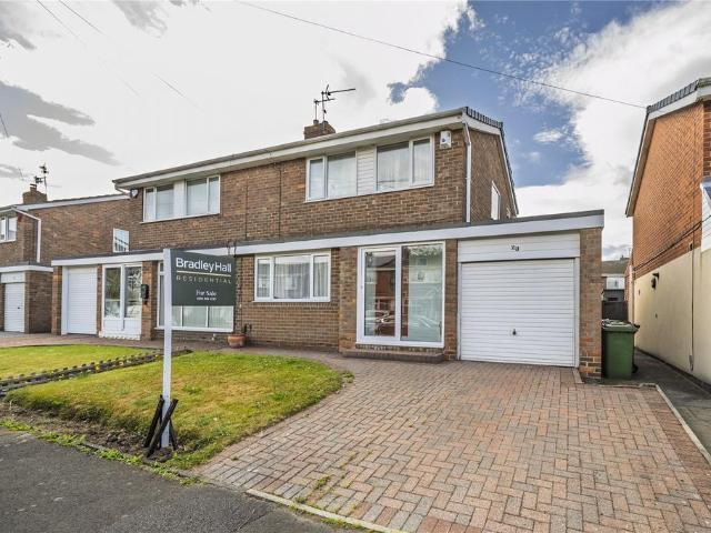 House for sale in Longmeadows, Tyne And Wear