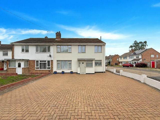 House for sale in Dale Hill, Essex