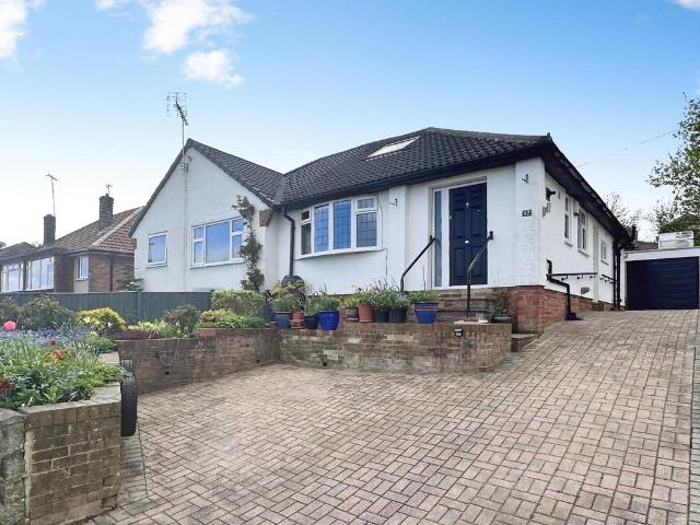 House for sale in Spen, Cleckheaton