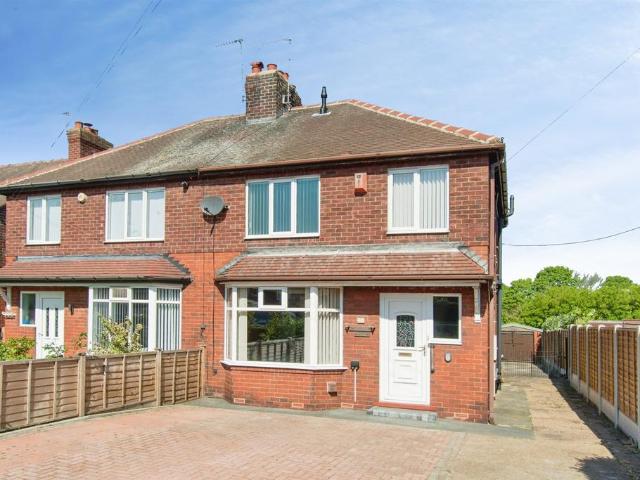 House for sale in Glasshoughton, Castleford