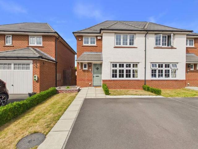 House for sale in Whittle Hall, Warrington