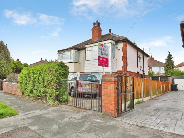 House for sale in West Yorkshire