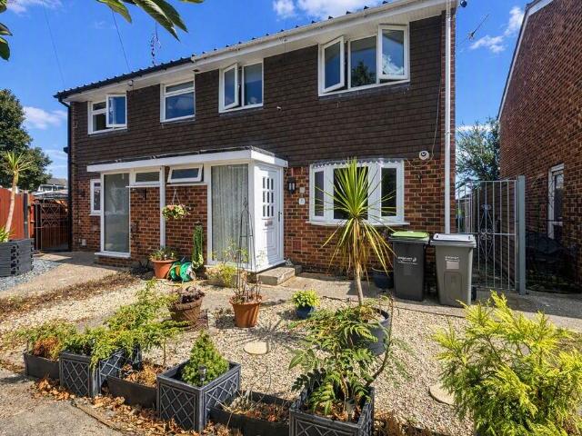House for sale in Bridgemary, Middlecroft