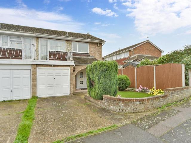 House for sale in Grove Park, Oad Street