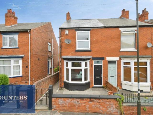 House for sale in Loundsley Green, East Midlands