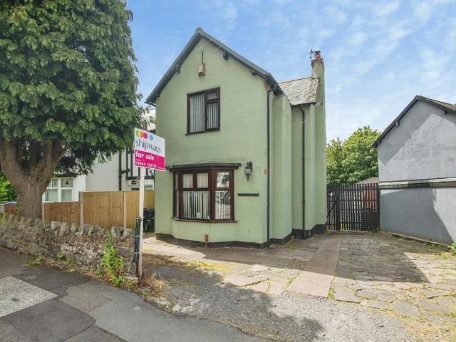 House for sale in West Midlands
