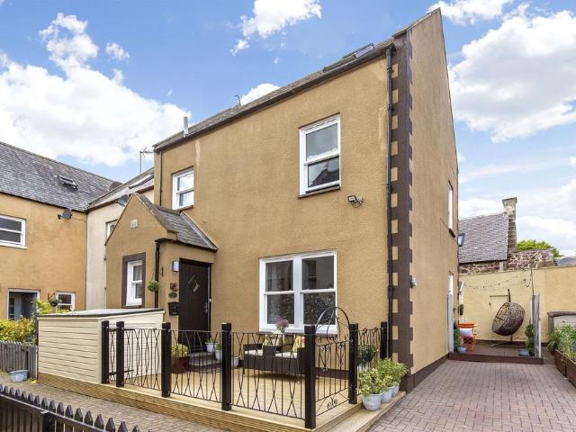House for sale in East Linton, Scotland