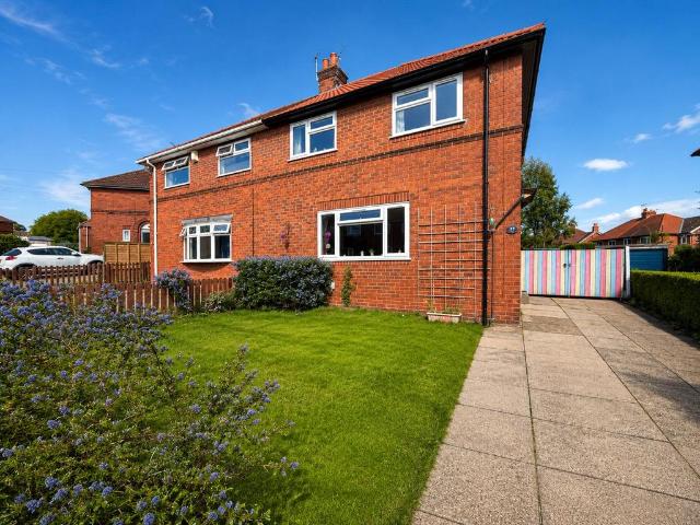 House for sale in Garforth, West Yorkshire