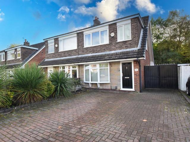 House for sale in Cheadle, Greater Manchester