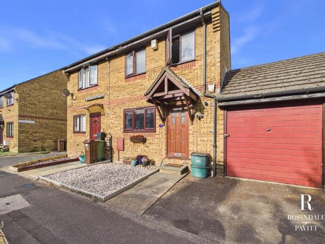 House for sale in Hackbridge, Greater London