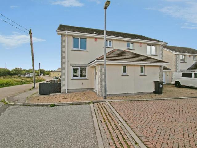 House for sale in Lanner