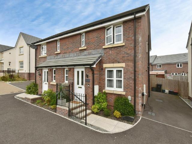 House for sale in Newchurch, Ebbw Vale