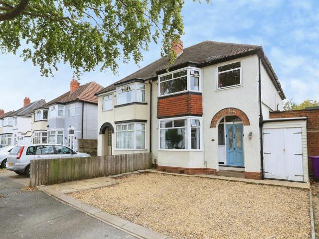 House for sale in Oxley, West Midlands