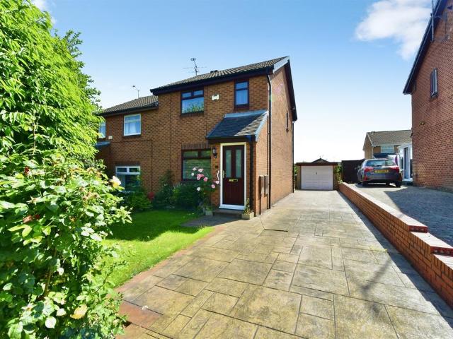 House for sale in Hackenthorpe, South Yorkshire