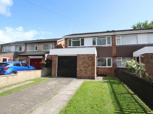 House for sale in Park Hall, Oswestry