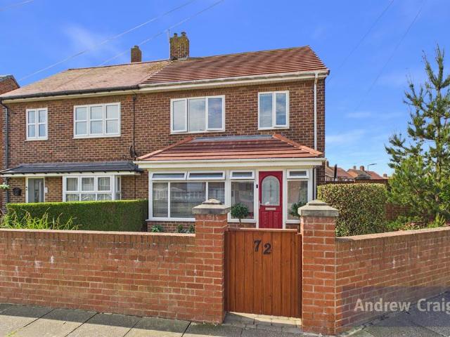 House for sale in Horsley Hill, South Shields