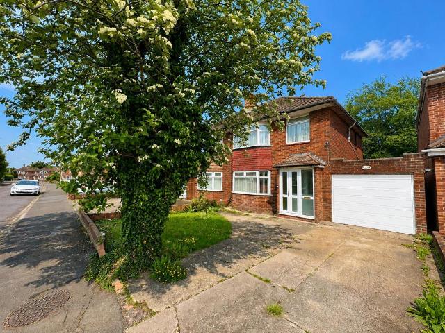 House for sale in Elmbridge, Gloucester