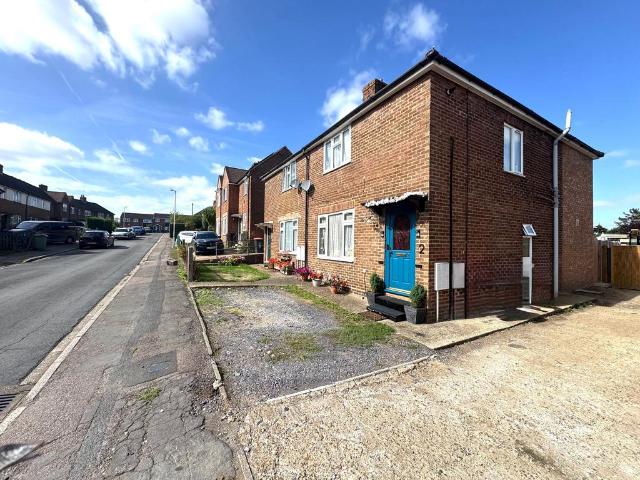 House for sale in Aley Green, Caddington