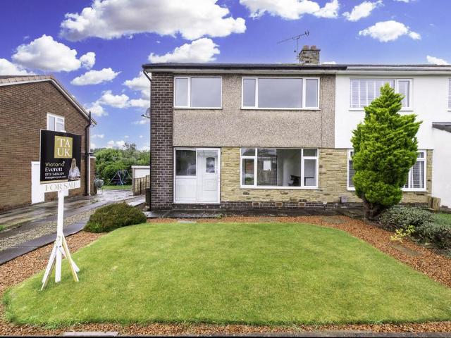 House for sale in Garforth, West Yorkshire