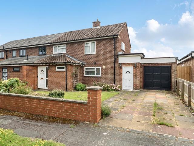 House for sale in Swallow, Buckinghamshire