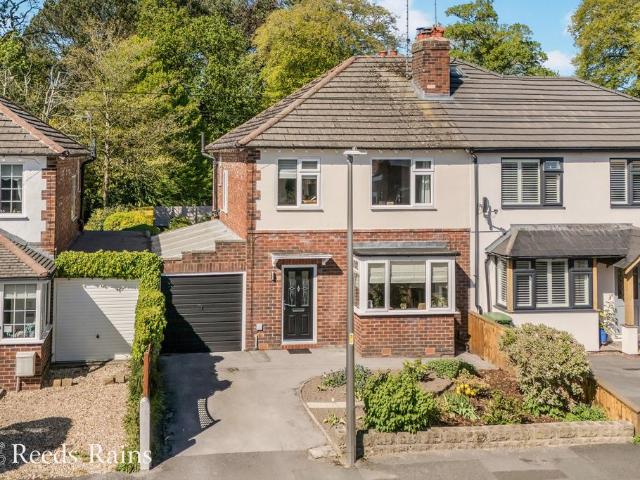 House for sale in Ivy Meade, Macclesfield