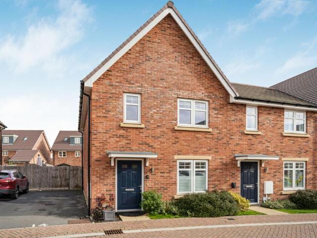 House for sale in Five Acres, Hertfordshire