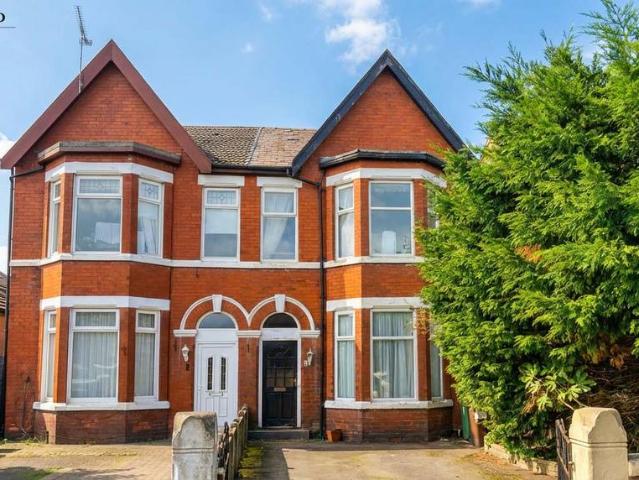 House for sale in Meols Cop, Southport