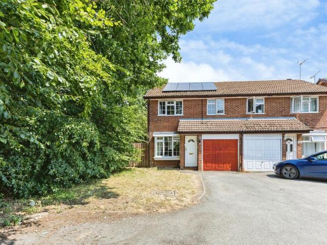 House for sale in Earley