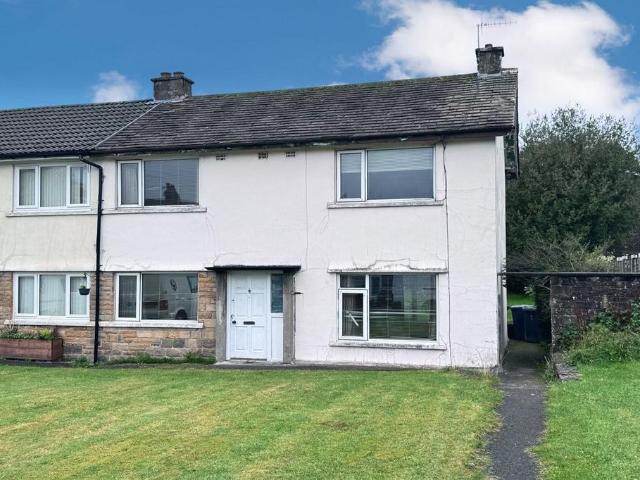 House for sale in Charlesworth, East Midlands