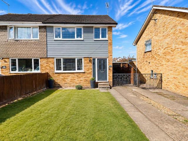 House for sale in Rushden