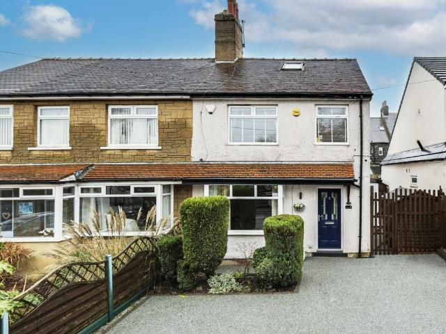 House for sale in Rawdon, West Yorkshire