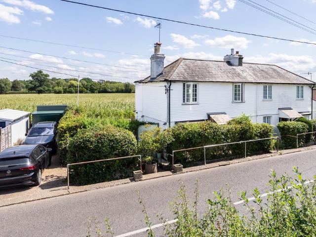 House for sale in Pachesham Park, Surrey