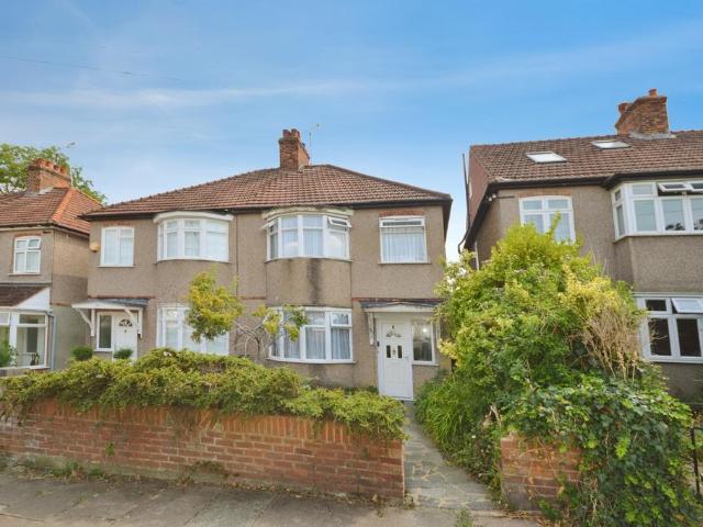 House for sale in London Borough of Hounslow, Greater London