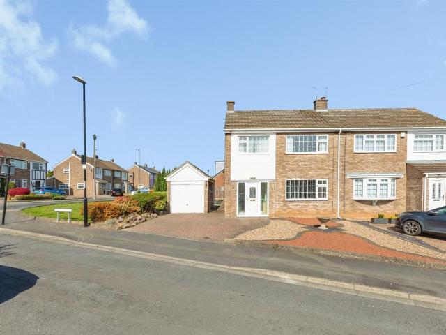 House for sale in Cheylesmore, West Midlands