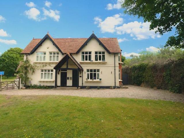 House for sale in Hatfield, Fretherne