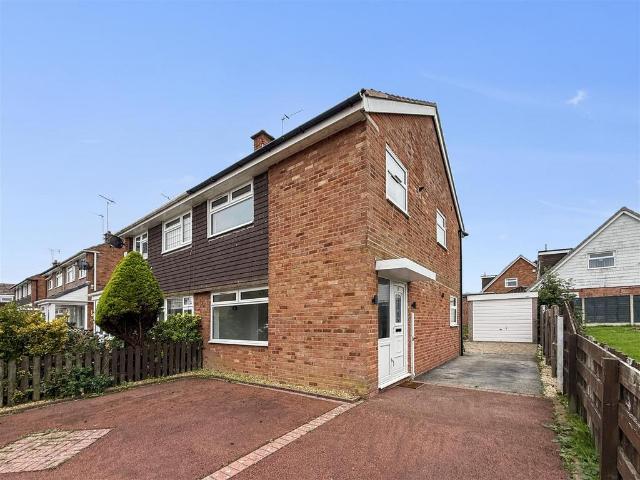 House for sale in Pensby, Wirral
