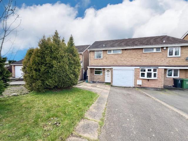 House for sale in Brierley Hill, West Midlands